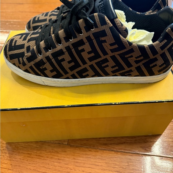 Fendi Men's Sneakers - Picture 2 of 6